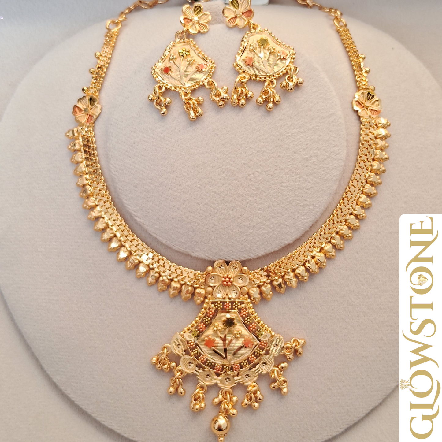 Glowstone Floral Harmony Antique Gold Necklace Set
